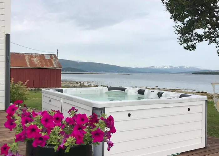 Marisletta Farm - House By The Sea * Tromsø