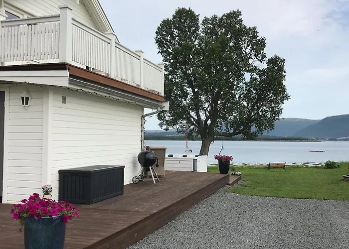 Marisletta Farm - House By The Sea Tatil Evi Tromsø