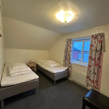 Marisletta Farm - House By The Sea Holiday home Tromso