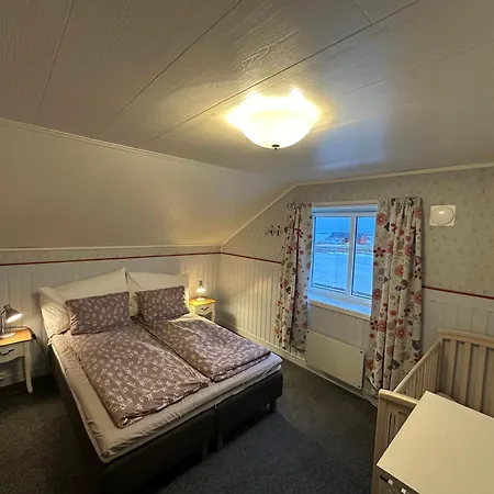 Holiday home Marisletta Farm - House By The Sea Tromso